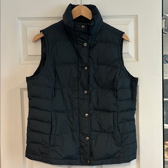 Lands' End Jackets & Blazers - Lands’ End Women’s Down Vest in Hunter Green, size M (10-12)